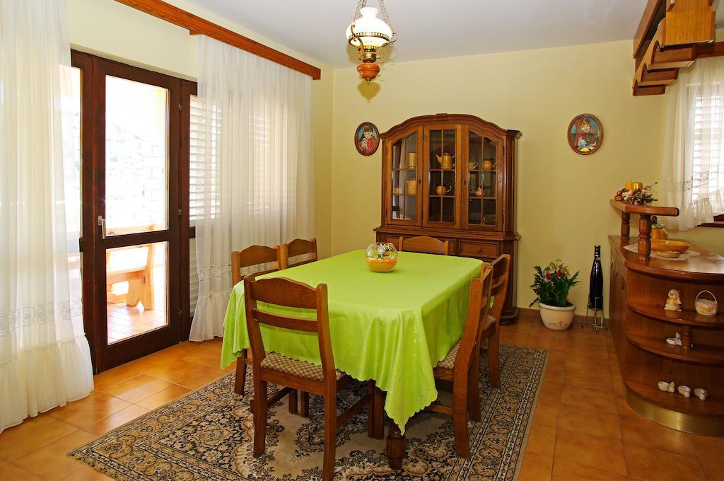 Apartments Julija ヴェラ・ルカ 部屋 写真