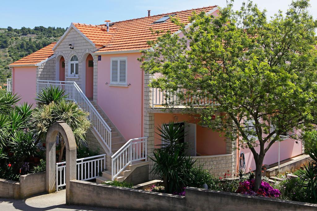 Apartments Julija ヴェラ・ルカ エクステリア 写真