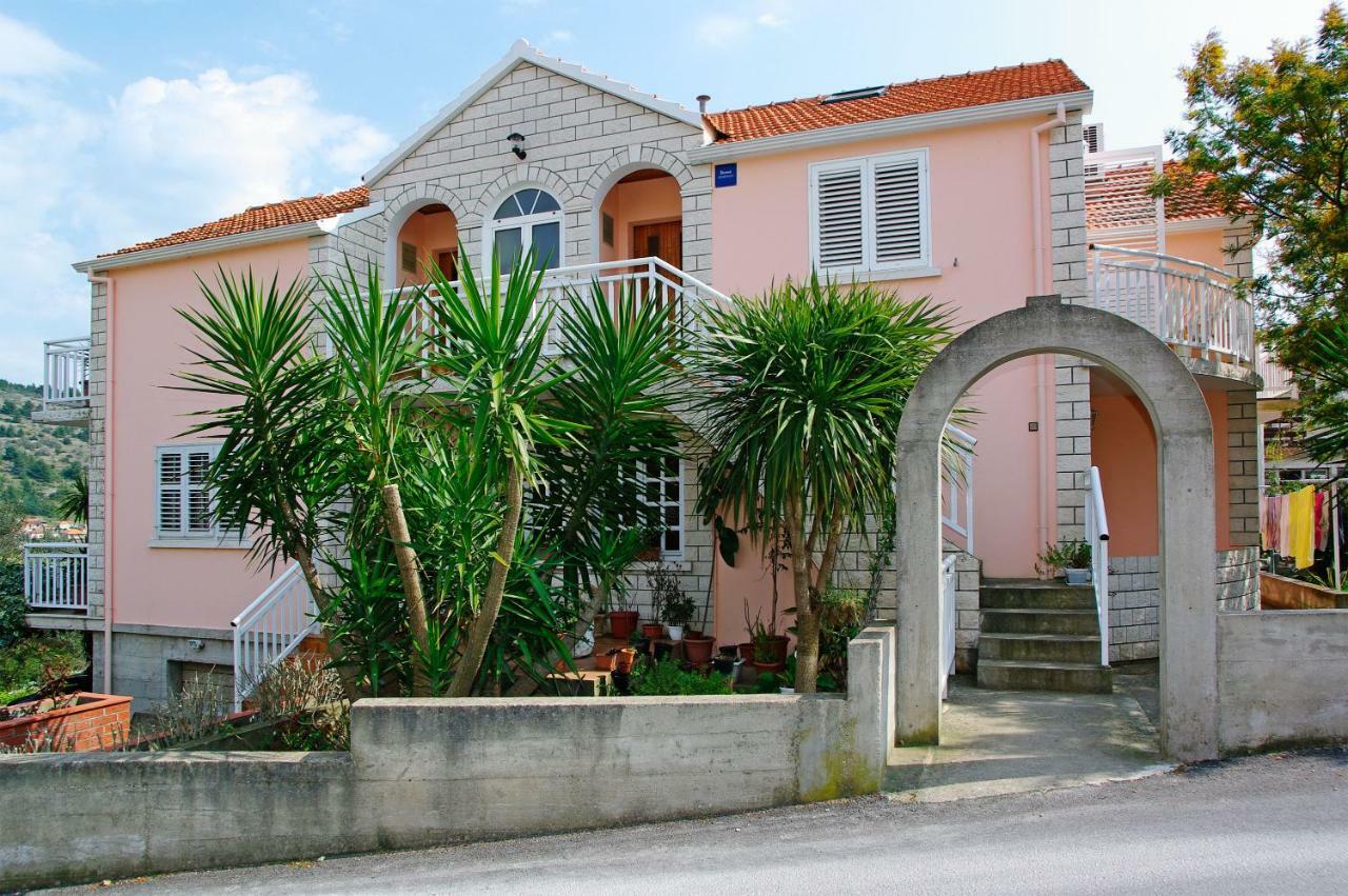 Apartments Julija ヴェラ・ルカ エクステリア 写真